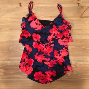 Swim suit top, tankini top